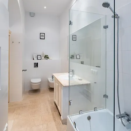 Romari Площа Ринок 28 Апартаменты