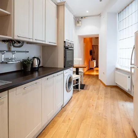 Apartment Romari площа ринок 28 *
