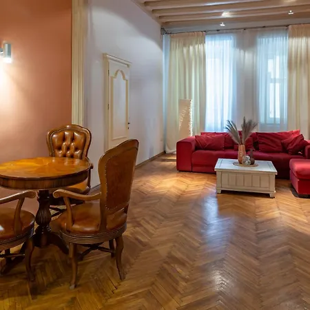 Romari площа ринок 28 Apartment