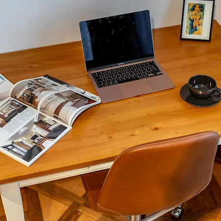 Апартаменты Romari Площа Ринок 28 *