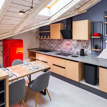 Romari площа ринок 28 Apartment