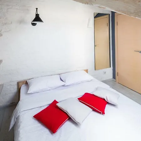 Romari Площа Ринок 28 * Львов