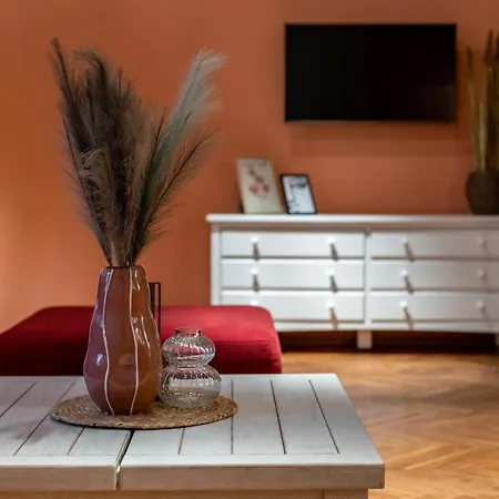 Romari площа ринок 28 *