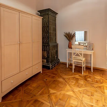 Romari площа ринок 28 Lviv