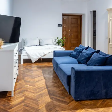 Romari площа ринок 28