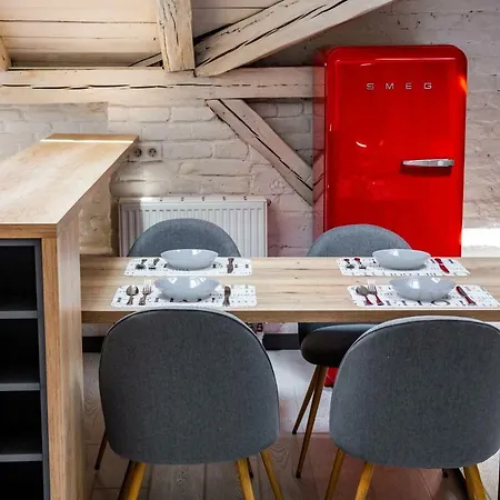 Romari площа ринок 28 شقة