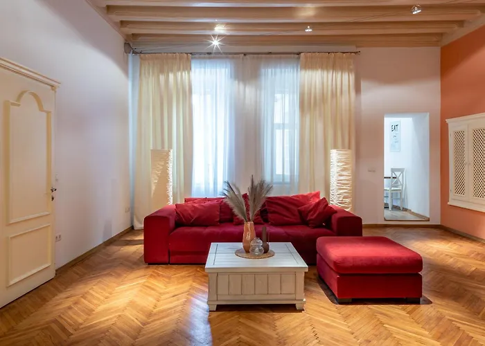 Romari площа ринок 28 *