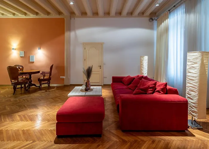 Romari площа ринок 28 Apartament Lwów