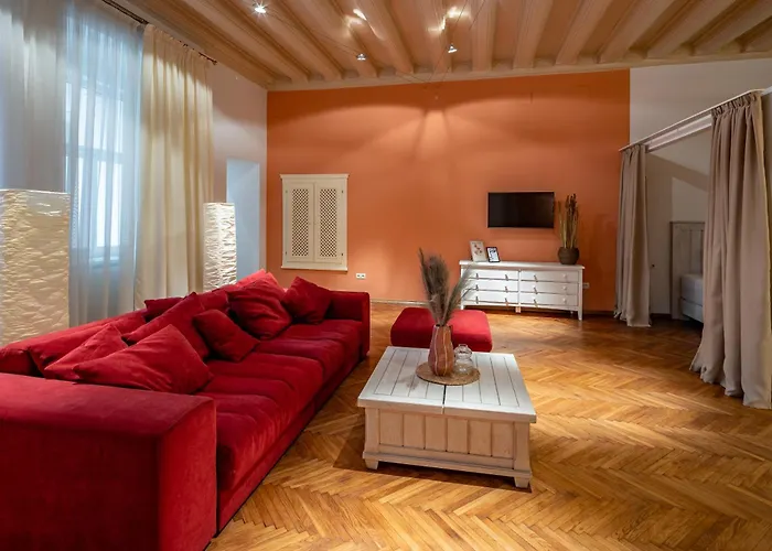 Romari площа ринок 28 Apartament Lwów