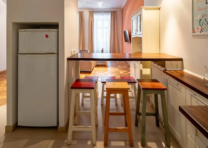 Romari площа ринок 28 利沃夫