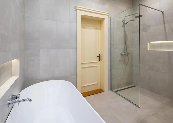 Romari площа ринок 28 Apartamento Leópolis