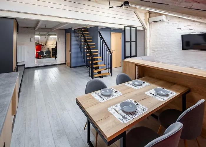 Romari площа ринок 28 Lwów