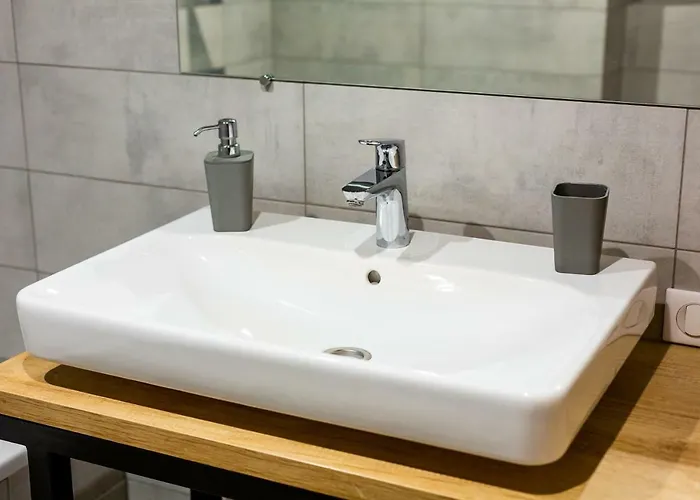 Romari площа ринок 28 *