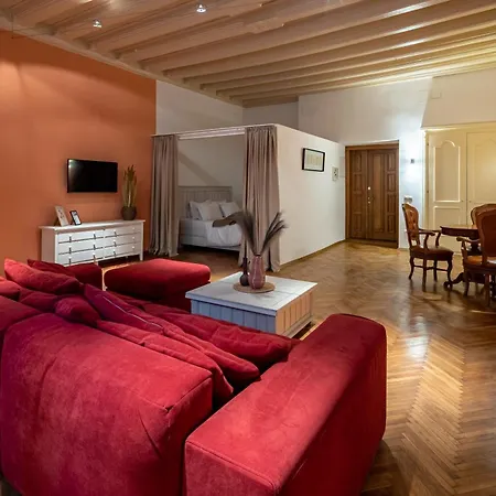 Romari площа ринок 28 *