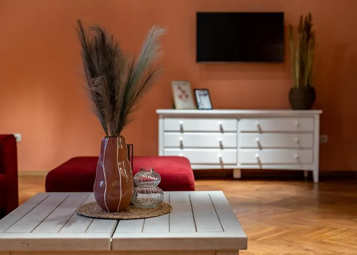 Romari площа ринок 28 *